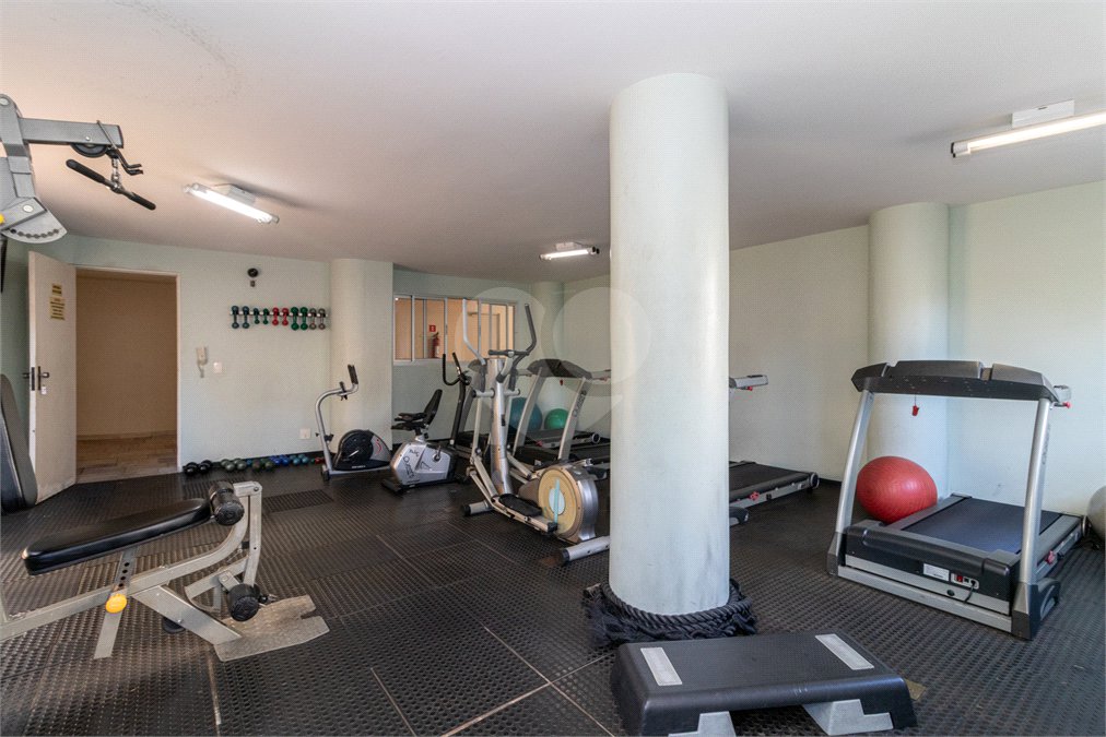 Apartamento à venda com 2 quartos em Moema, São Paulo, SP