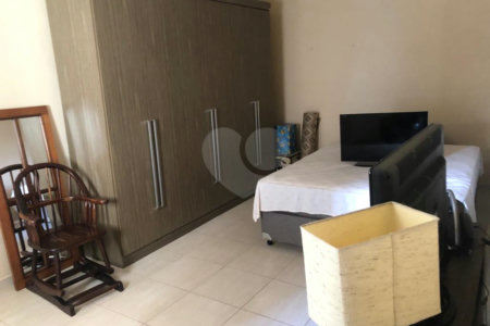 Casa à venda com 3 quartos, sendo 2 suítes,  em Jardim do Lago, Atibaia, SP