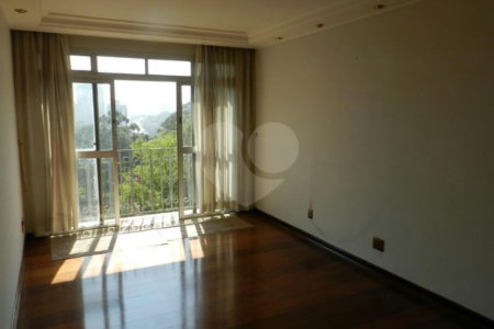 Apartamento à venda com 3 quartos, sendo 1 suíte, em Alto da Boa Vista, São Paulo, SP
