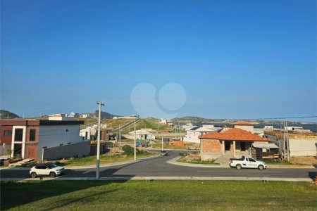 Casa em condomínio à venda em Nova São Pedro, São Pedro da Aldeia, RJ