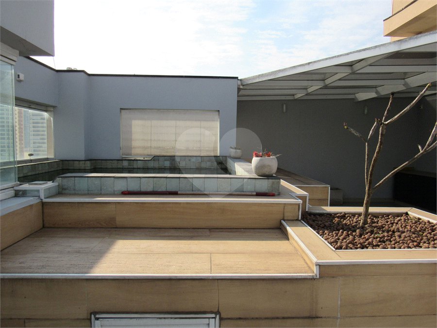Apartamento para alugar com 3 suítes em Santana, São Paulo, SP