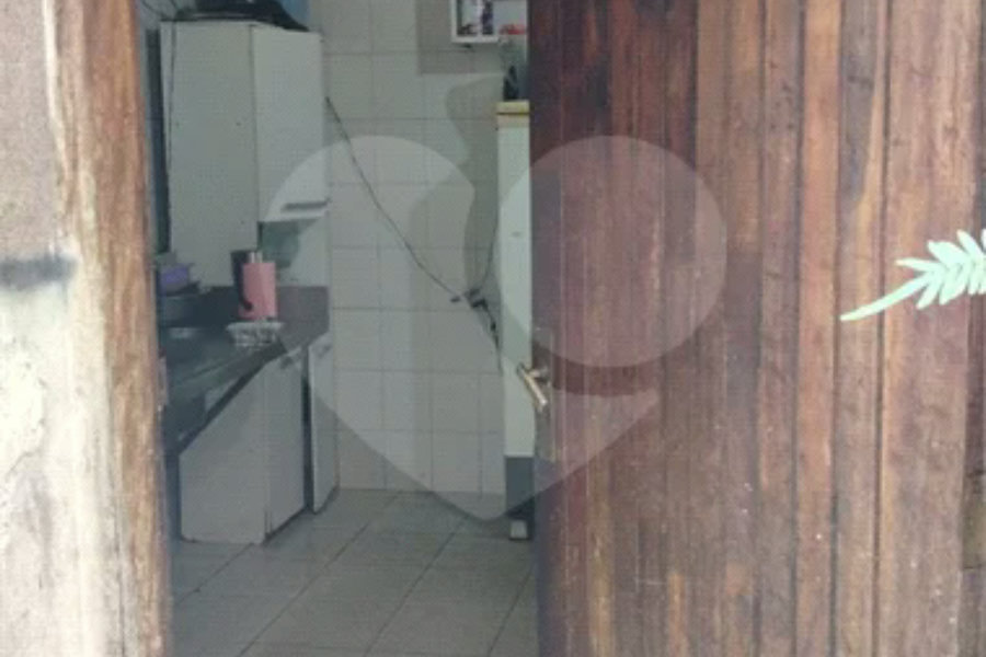 Casa à venda com 3 quartos, sendo 1 suíte,  em Bom Retiro, São Paulo, SP
