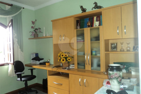 Sobrado à venda com 3 quartos, sendo 1 suíte, em Jaguaré, São Paulo, SP