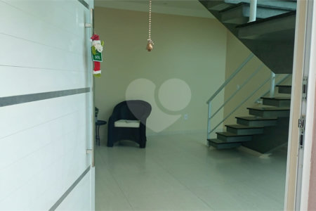 Casa à venda com 5 suítes no condomínio Village da Serra, Araçoiaba da Serra - SP