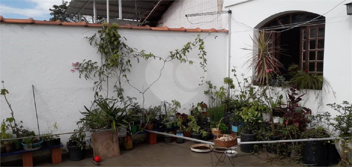 Casa à venda com 3 quartos em Vila do Castelo, São Paulo, SP
