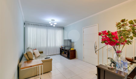 Sobrado à venda com 3 quartos, sendo 1 suíte, em Brooklin, São Paulo, SP