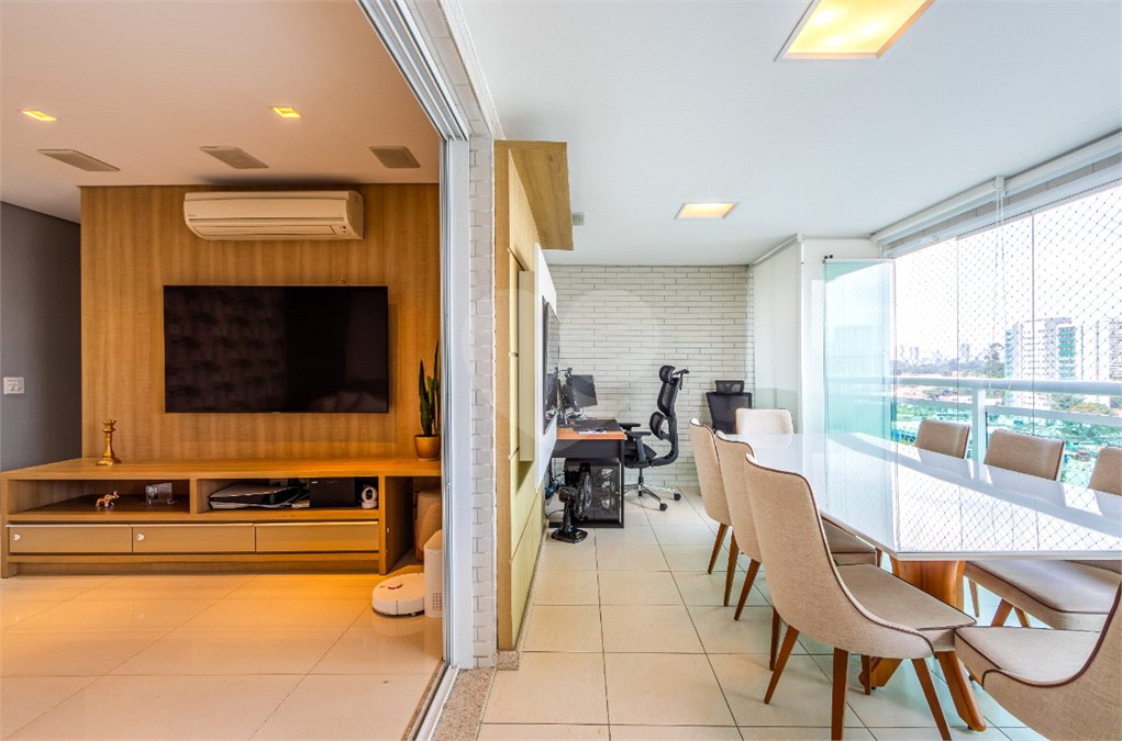 Apartamento à venda com 3 quartos, sendo 1 suíte,  em Vila Cruzeiro, São Paulo, SP