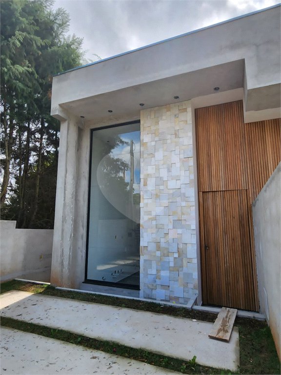 Sobrado à venda com 3 suítes em Jardim dos Pinheiros, Atibaia, SP