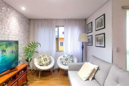 Apartamento à venda com 2 quartos, sendo 1 suíte, em Vila Ipojuca, São Paulo, SP