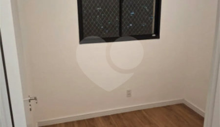 Apartamento à venda com 2 quartos em Parque Maria Helena, São Paulo, SP