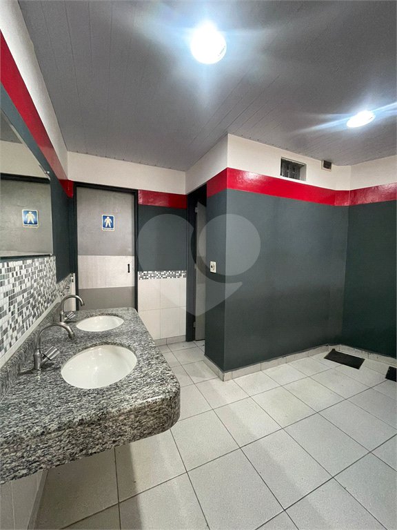 Sobrado à venda ou para alugar com 4 quartos, sendo 1 suíte,  em Tucuruvi, São Paulo, SP