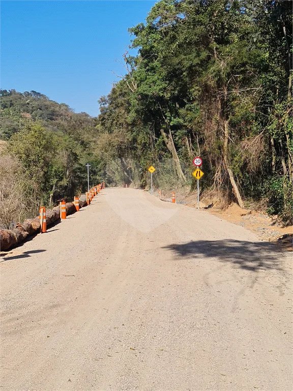 Terreno à venda no condomínio Residencial Colinas de Inhandjara, Itupeva - SP
