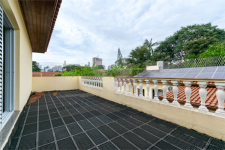 Casa à venda com 3 quartos, sendo 1 suíte,  em Vila Cordeiro, São Paulo, SP