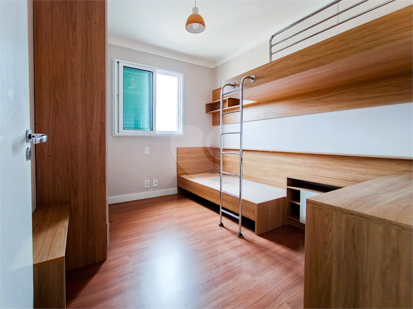Apartamento à venda com 3 quartos, sendo 1 suíte, em Parque Campolim, Sorocaba, SP
