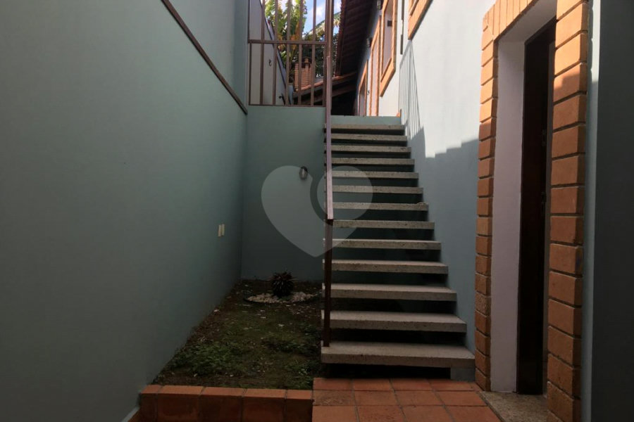 Casa à venda com 4 quartos, sendo 1 suíte, em Casa Verde, São Paulo, SP