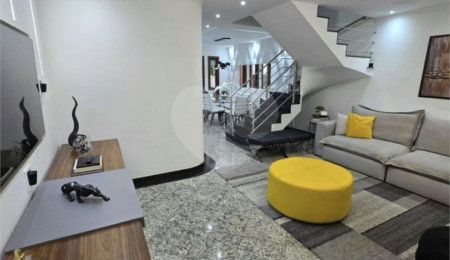 Casa à venda com 4 quartos, sendo 2 suítes,  no condomínio Bosque dos Pássaros, São Paulo - SP