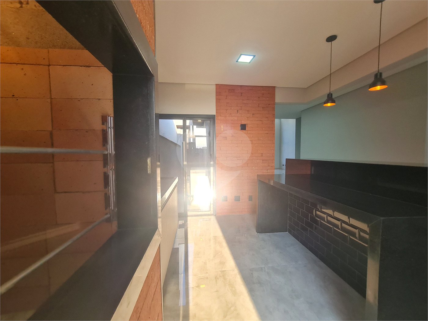 Casa à venda com 3 quartos, sendo 1 suíte,  no condomínio Reserva Ipanema I, Sorocaba - SP