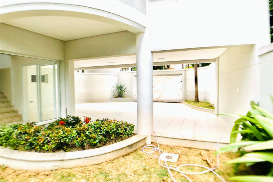 Casa à venda com 3 suítes em Tremembé, São Paulo, SP