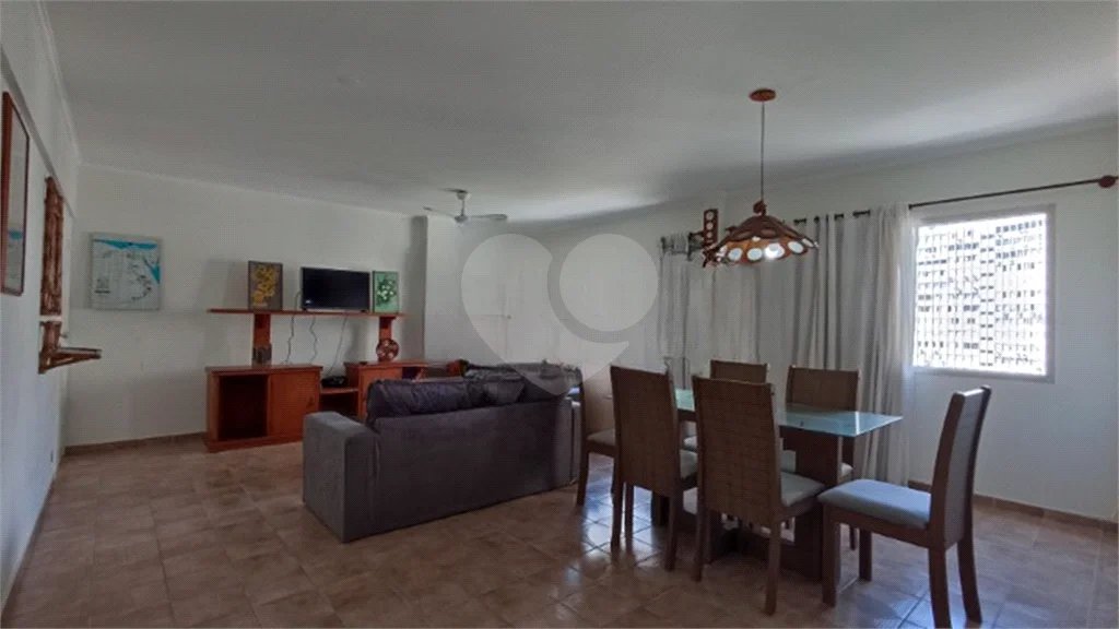 APARTAMENTO 2 QUARTOS (+1 REV.) MOBILIADO P/ALUGAR NO GUARUJÁ/PITANGUEIRAS 96m2 VISTA MAR