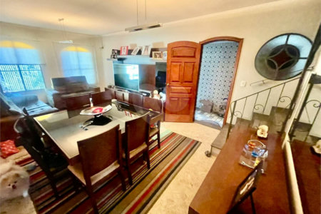 Casa à venda com 3 quartos, sendo 1 suíte, em Santa Teresinha, São Paulo, SP