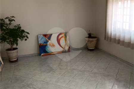 Casa à venda com 3 quartos, sendo 1 suíte, em Chácara Jafet, Mogi das Cruzes, SP