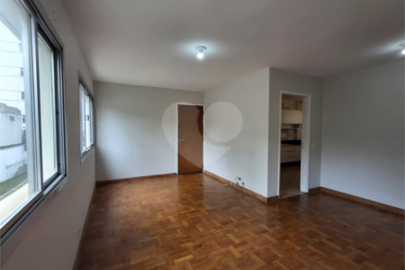Apartamento à venda ou para alugar com 2 quartos, sendo 1 suíte,  em Indianópolis, São Paulo, SP