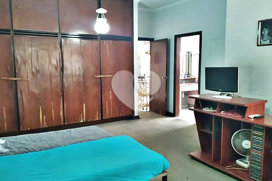 Casa à venda com 4 quartos, sendo 3 suítes, em Santana, São Paulo, SP