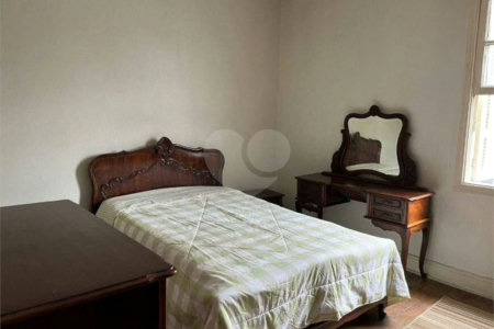 Sobrado à venda com 66m² - Belém