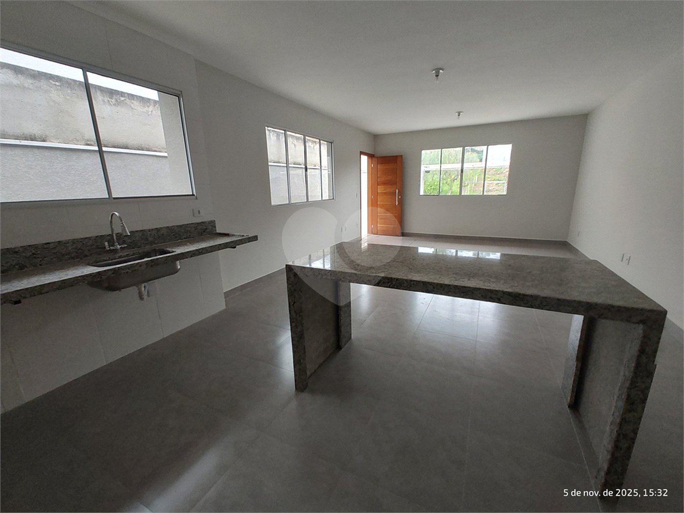 Casa Térrea à venda com 3 suítes em Jardim do Lago, Atibaia, SP