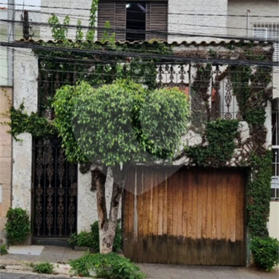 Sobrado à venda com 4 quartos em Vila Dom Pedro II, São Paulo, SP