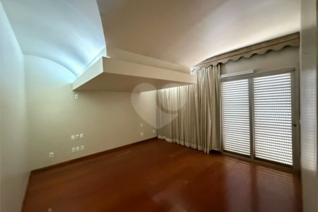 Apartamento à venda com 4 quartos, sendo 2 suítes, no Centro, Araraquara, SP
