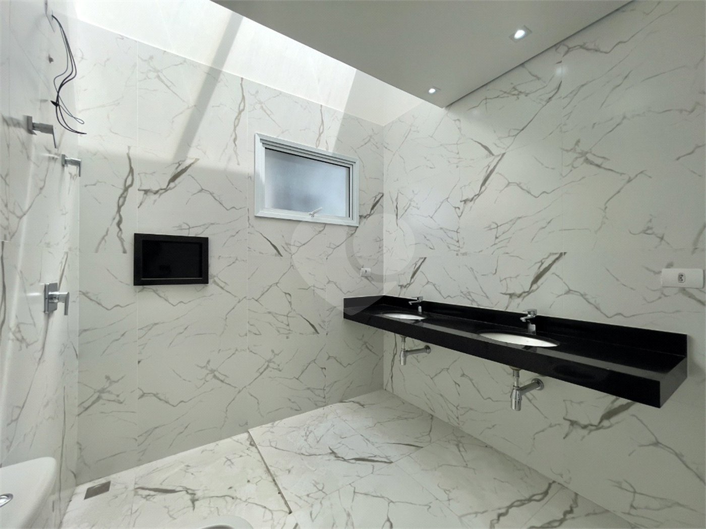 Casa à venda com 3 suítes no condomínio Th Harmonia, São Paulo - SP