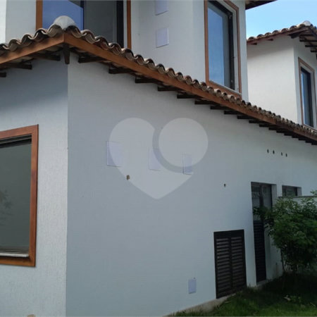 Casa à venda com 4 quartos, sendo 2 suítes, em Manguinhos, Armação dos Búzios, RJ