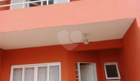 Sobrado à venda com 2 quartos, sendo 1 suíte,  em Vila Barth, Itapetininga, SP