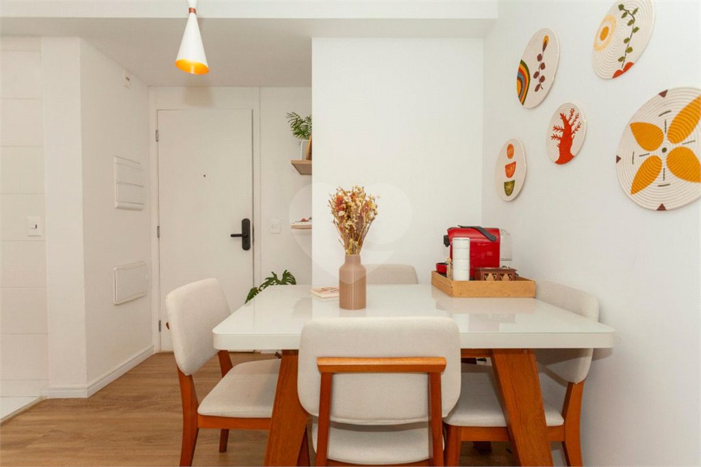 Apartamento à venda com 2 quartos em Vila Constança, São Paulo, SP