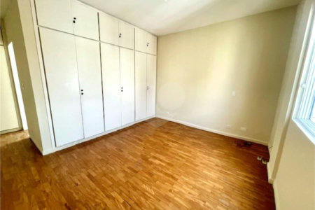 Apartamento à venda ou para alugar com 3 quartos, sendo 1 suíte, em Itaim Bibi, São Paulo, SP