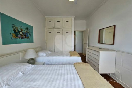 Apartamento à venda com 4 quartos em Pitangueiras, Guarujá, SP
