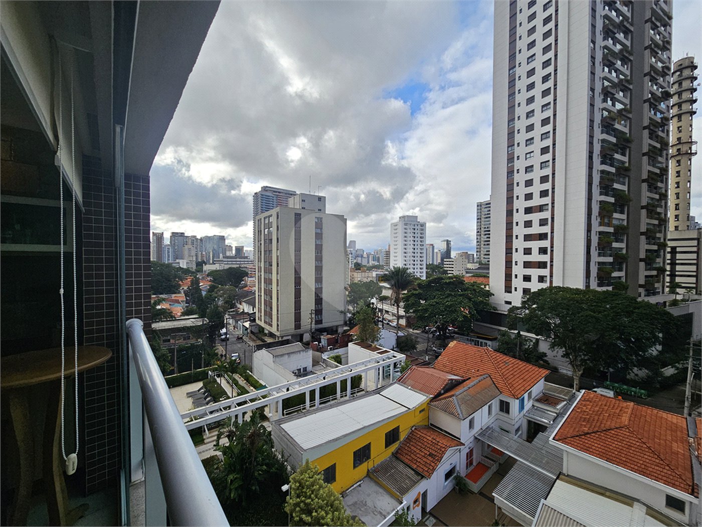 Apartamento para alugar com 2 quartos, sendo 1 suíte,  em Jardim das Acácias, São Paulo, SP