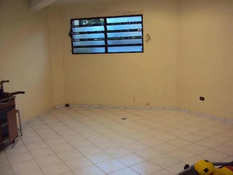 Sobrado à venda com 4 quartos, sendo 2 suítes, em Jardim Peri Peri, São Paulo, SP
