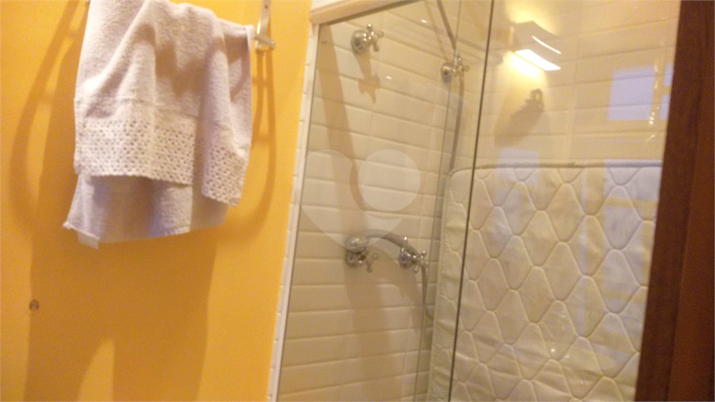 Casa à venda com 3 quartos, sendo 2 suítes, em Vila Mariana, São Paulo, SP