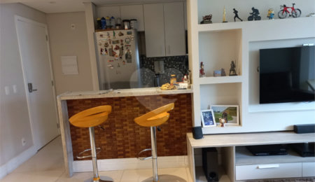 Apartamento à venda com 2 quartos, sendo 1 suíte,  em Vila Ipojuca, São Paulo, SP