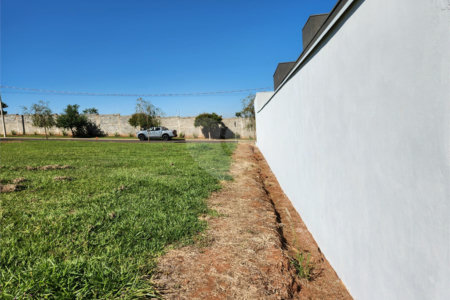 Terreno à venda em Residencial Volpi, Araraquara, SP