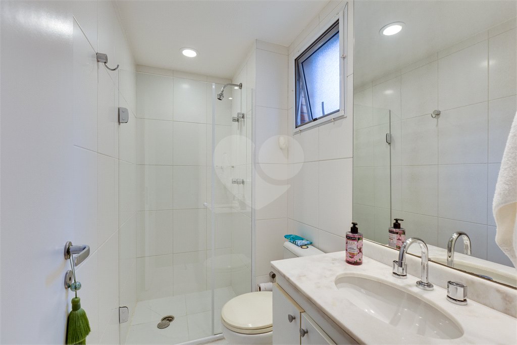 Apartamento à venda com 3 suítes em Granja Julieta, São Paulo, SP