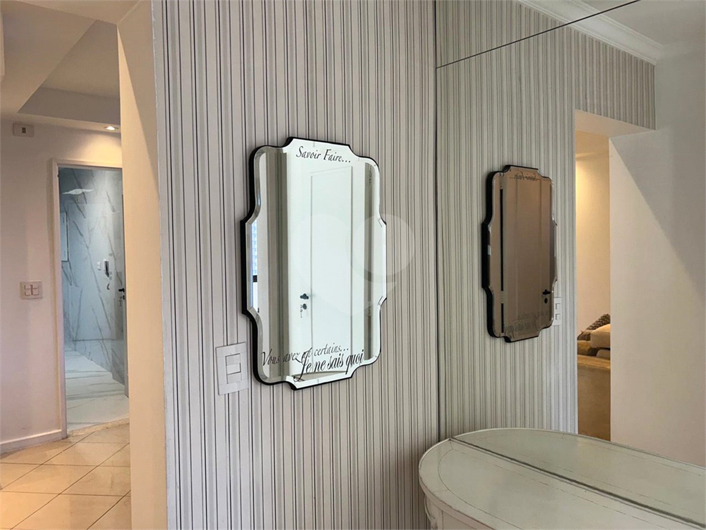 Apartamento para alugar com 3 quartos, sendo 1 suíte,  em Pinheiros, São Paulo, SP