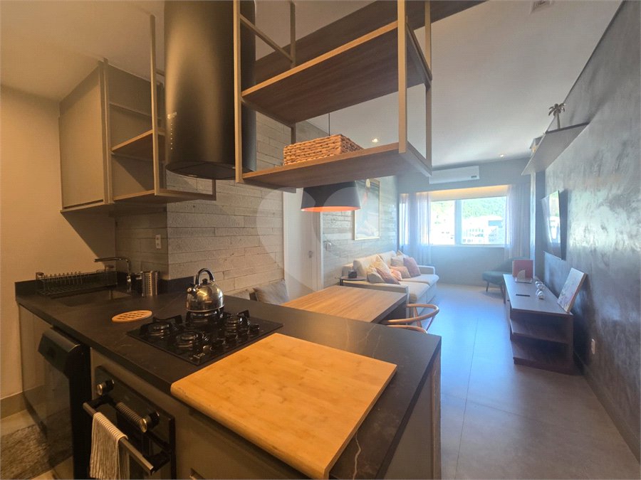 Apartamento para alugar com 2 quartos, sendo 1 suíte, em Leblon, Rio de Janeiro, RJ