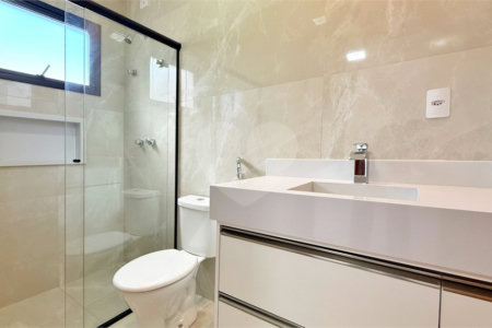 Casa à venda com 3 quartos, sendo 1 suíte,  no condomínio Jardim Piemonte, Indaiatuba - SP