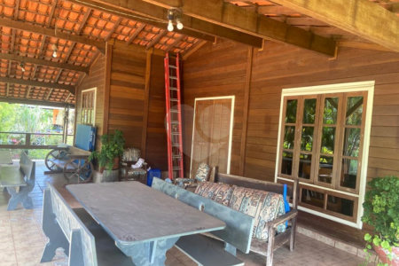 Casa à venda com 3 quartos, sendo 1 suíte,  no Centro, Araçoiaba da Serra, SP