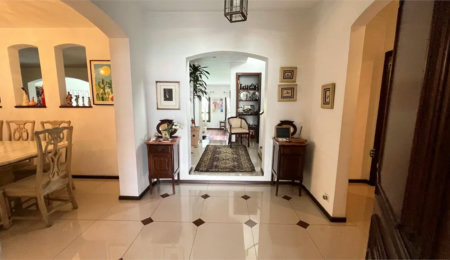 Casa à venda com 4 quartos, sendo 2 suítes,  em Lar São Paulo, São Paulo, SP