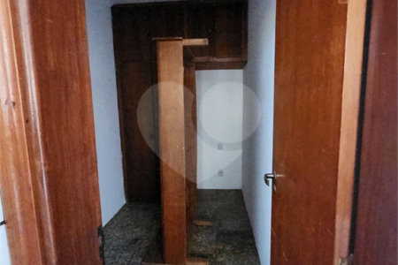 Apartamento à venda com 4 quartos, sendo 2 suítes, no Centro, Araraquara, SP