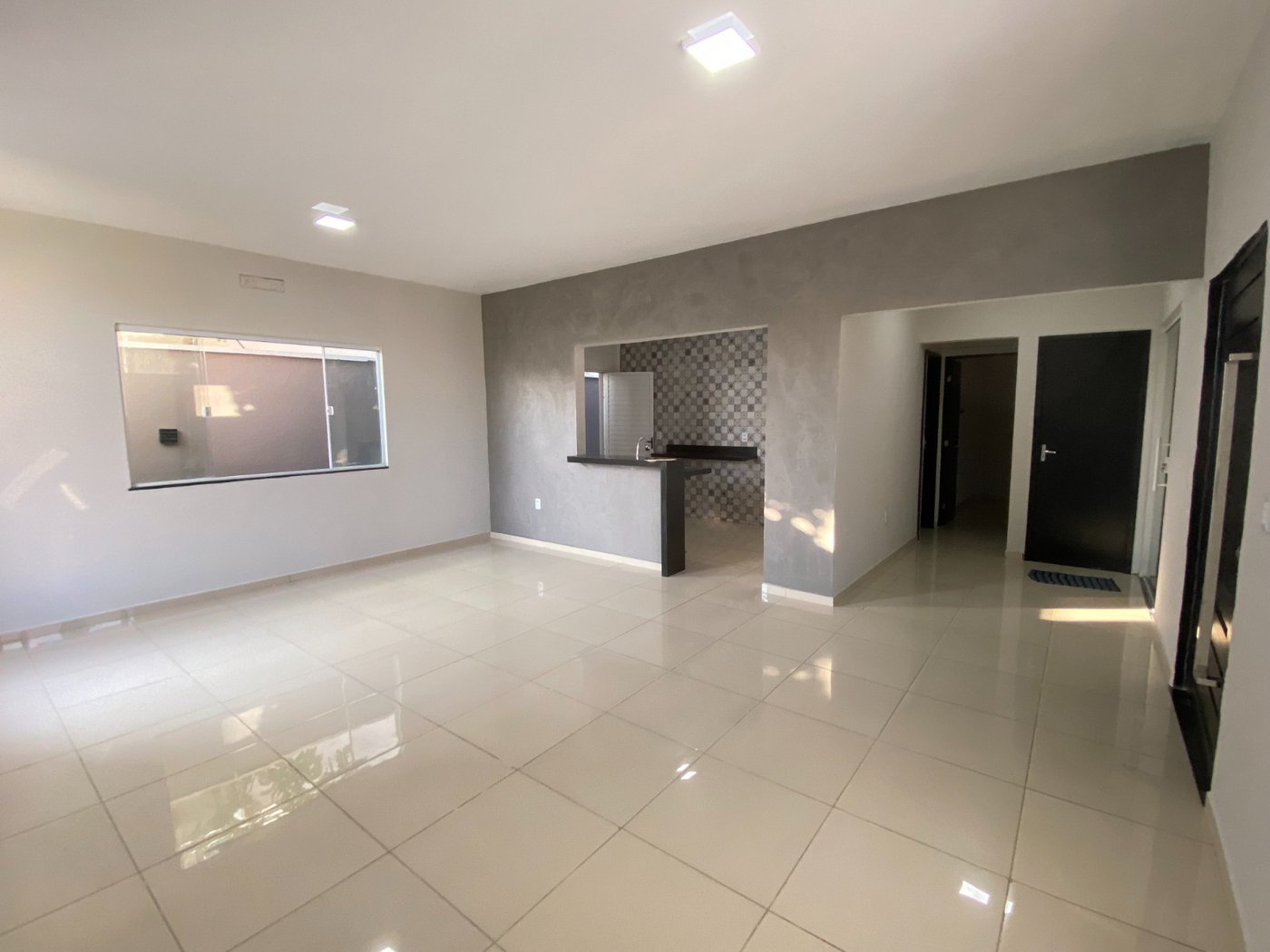 Casa à venda com 3 quartos, sendo 2 suítes, no condomínio PORTO LAGOA, Aquiraz - CE